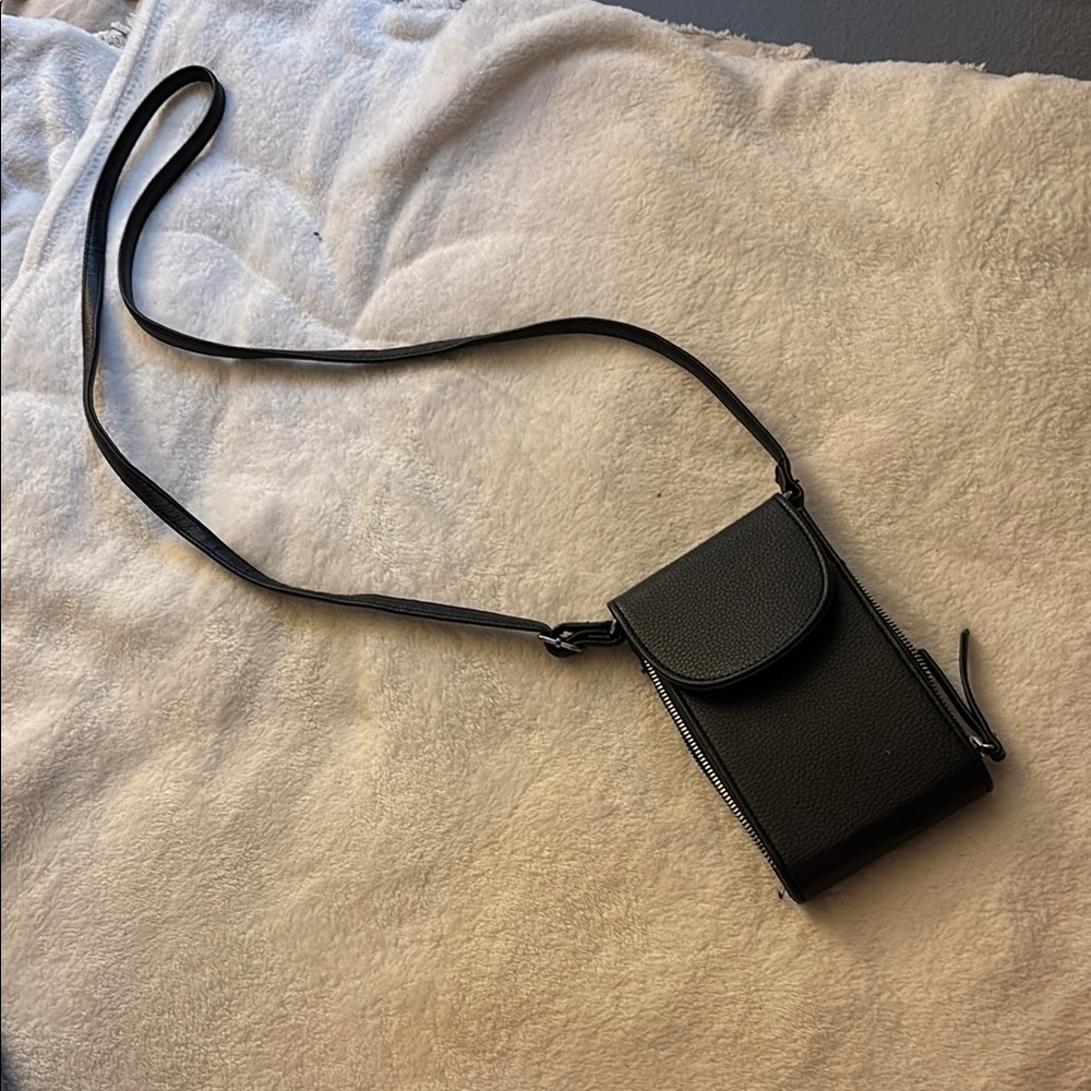 Elegant Black Crossbody Bag